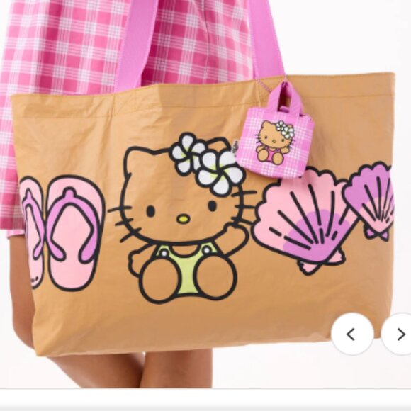 Aloha Collection Hello Kitty Holo Holo NWT - Picture 3 of 7